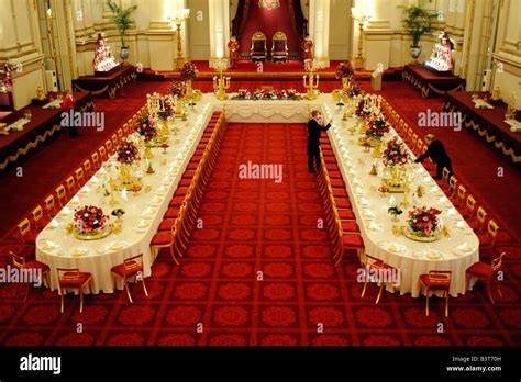 In The Ballroom At Buckingham Palace Stock Photos & In The Ballroom At Buckingham Palace Stock ...