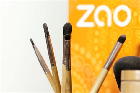 Zao Love Organic Makeup