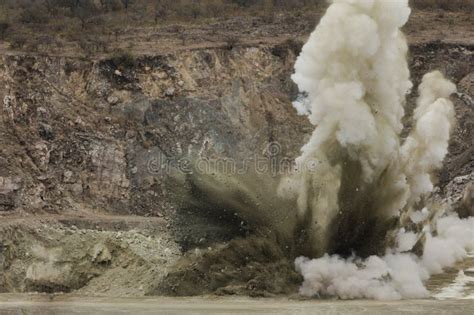 Quarry Explosion Stock Image Image Of Industry Stones 15700011