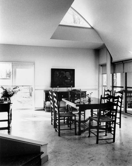 Gallery of AD Classics: Vanna Venturi House / Robert Venturi - 8