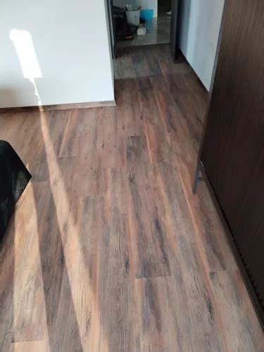 Piso Laminado Instalado Con Zoclo