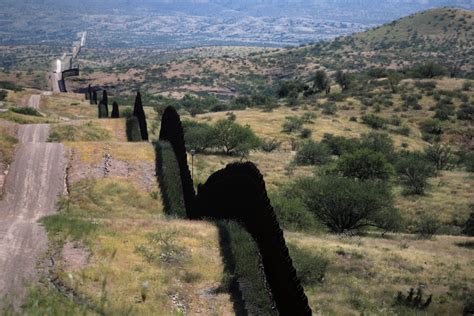 Us Border Patrol Walls