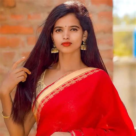 Saree Models Sari Instagram Fashion Saree Moda Fashion Styles