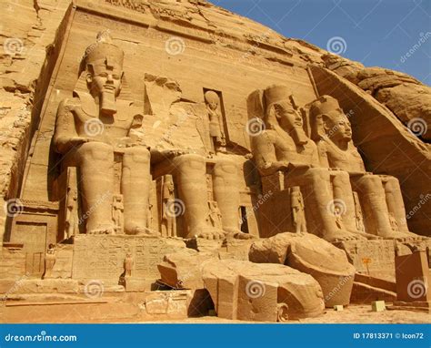 Tempel Des Pharaos Ramses II in Abu Simbel Ägypten Stockbild Bild