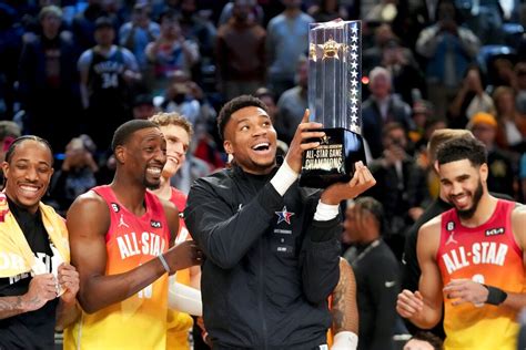 Team Giannis Takes Down Team Lebron In Nba All Star Game Espn Fm