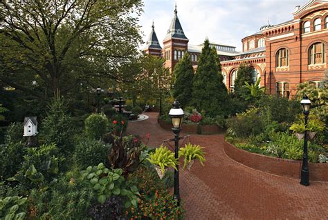 Smithsonian Gardens