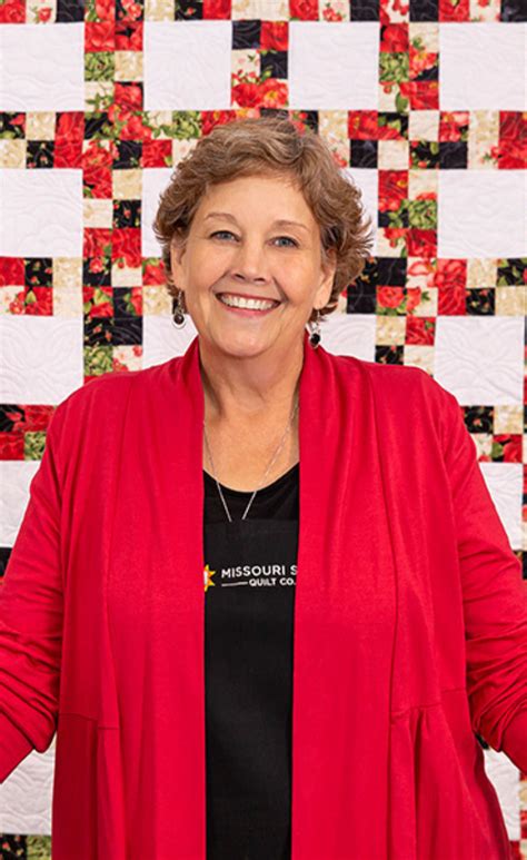 Learn How To Make Tile Style Quilt Jenny Doan Demonstrates How To Make