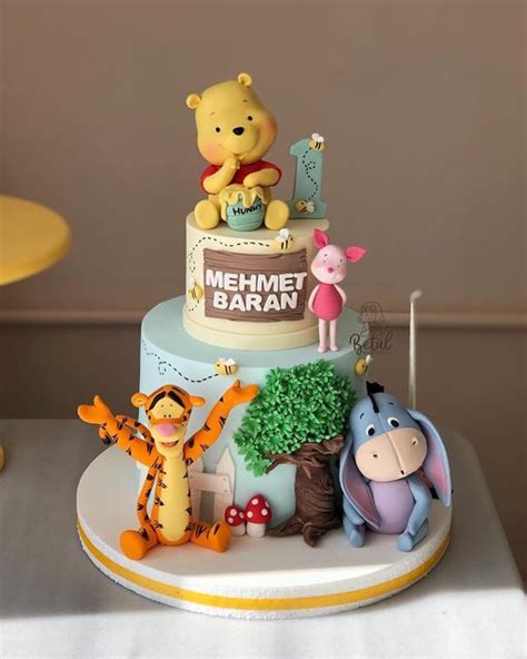 Pin By Pinner On Woodland Cake Disney Birthday Cakes Winnie The Pooh