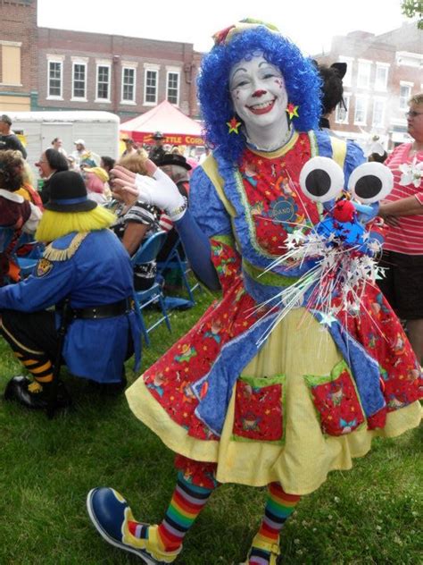 Clowns Picture From Margaret K Blythe Facebook Clown Female Clown