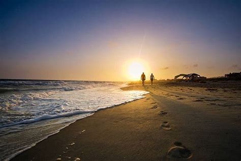 6 Best Beaches on North Carolina's Brunswick Islands | VisitNC.com