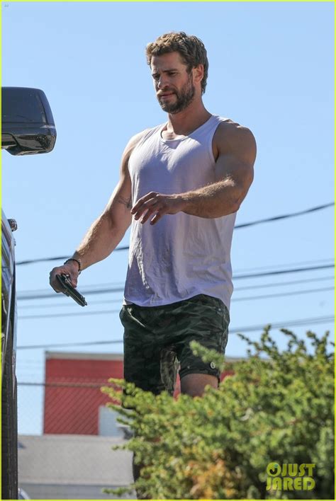 Liam Hemsworth's Muscles Look So Pumped Up After His Friday Morning ...