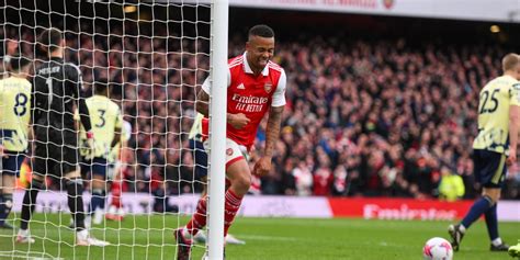 Premier League El Arsenal Resiste En Anfield Y Saca Un Punto De Oro