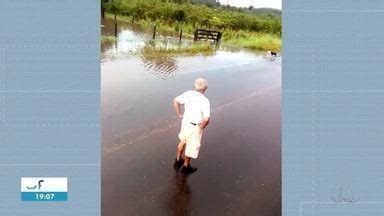 JA 2ª Edição TO Chuva causa alagamentos e prejuízos em propriedades