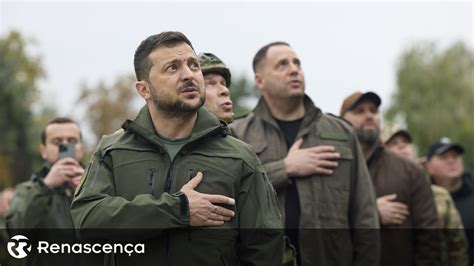 Zelensky acusa russos de minarem central hidroelétrica no sul do país