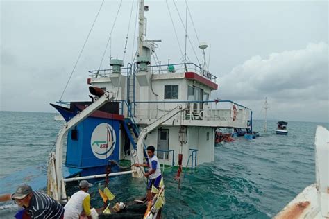 Nahkoda Dan ABK Kapal Kargo Tenggelam Di Belitung Selamat ANTARA News