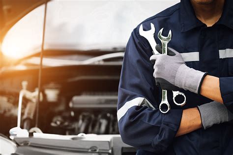 6 Tips For Choosing The Best Car Engine Repair Service