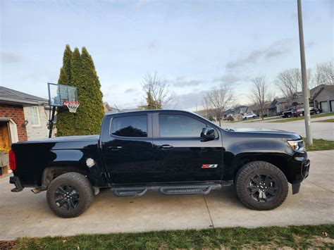 Chevy Colorado 2024 Z71 Midnight Edition - Genni Heloise