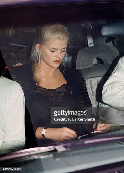 Anna Nicole Smith Leaves A Houston Courthouse After Legal Actions