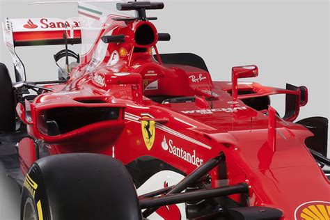 【新車画像】フェラーリ『sf70h』独特なサイドポンツーンの上に「穴」 Topnews