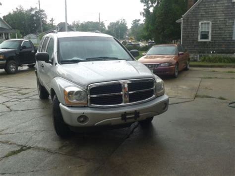 Sell Used Dodge Durango Limited Sport Utility Door L In Cedar