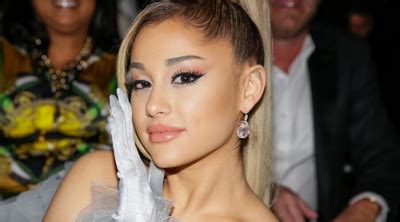 Ariana Grande Yeni Alb M N Tan Tt M Zik Haber Radyo Fenomen