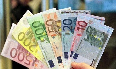 Devises Algérie taux de change du Dinar face à l Euro et au Dollar