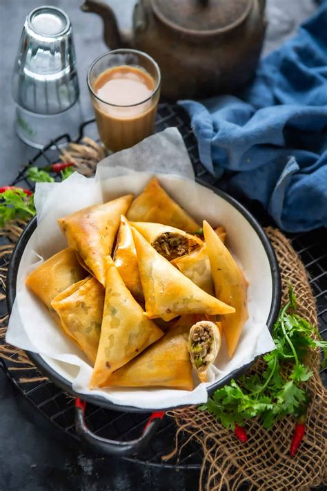 Chicken Samosa Recipe (Step by Step + Video) - Whiskaffair