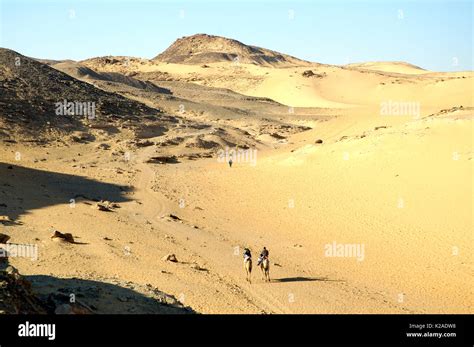 The desert in Aswan. Egypt Stock Photo - Alamy