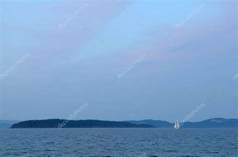 Velero Acerc Ndose A La Saliva Desde Las Islas San Juan Sidney Spit