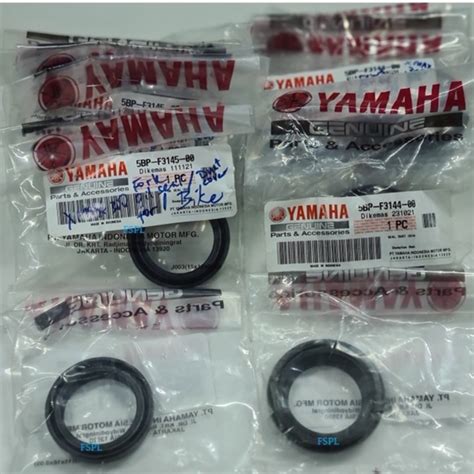 Yamaha Xmax Fork Oil Seals And Dust Covers Genuine Yamaha Parts