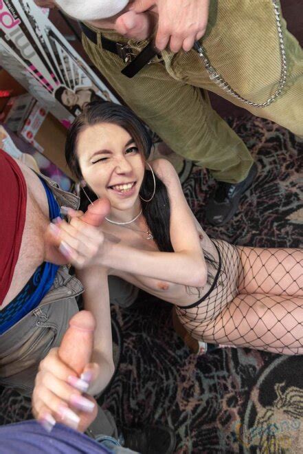 January February 2003 Gallery Blow Bang Dfg Porn Pic