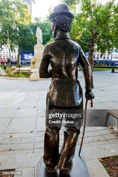 11 Statue Of Charlie Chaplin London Stock Photos, High-Res Pictures ...