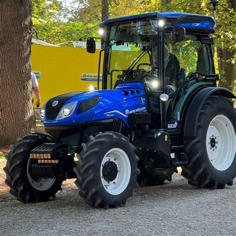 New Holland T F N V La Svolta Digitale Dei Nuovi Trattori Specializzati