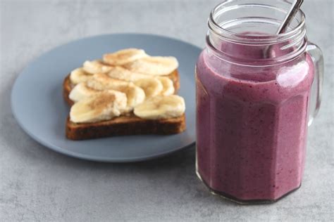 Frozen Berry Smoothie With Greek Yogurt To Taste