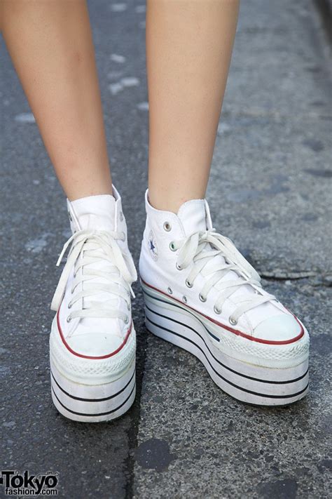 Zipper Model In Nadia Harajuku Striped Top And Platform Converse