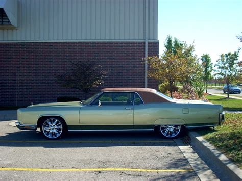 1973 Lincoln Continental - Information and photos - MOMENTcar