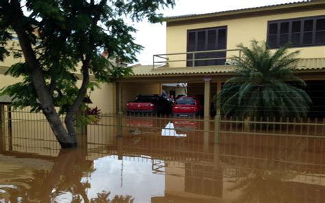 Fotos Veja Imagens Dos Transtornos Causados Pela Chuva No Rs Fotos