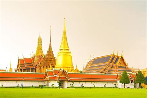 Grand Palace, Bangkok | Ticket Price | Timings | Address: TripHobo