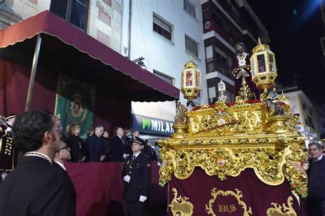 Miles De Personas Acompañan El Procesionar Del Cristo De Medinaceli Y