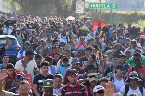 Caravana Migrante Xodo De La Pobreza Llega A Villa Comaltitl N La