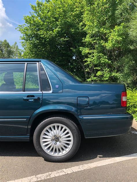 Épinglé par Robert Kovac sur volvo Auto classique Auto