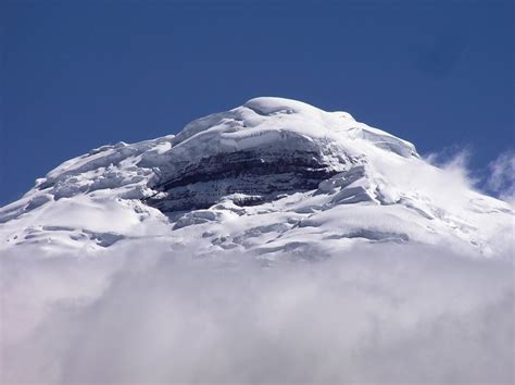 Hiking in the Andes Mountains of Ecuador - 7 Days | kimkim