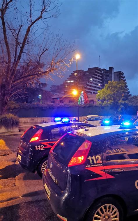 Scampia Servizi Anti Droga Dei Carabinieri Arrestati 3 Pusher