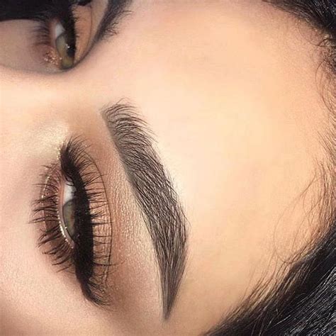 Bold Brows Are Always Going To Be In 💯 Linerandbrowsss Makeup Inspiration Makeup Shades Makeup