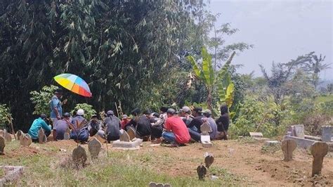 Korban Keracunan Sate Jebred Di Garut Terus Bertambah Menjadi Orang