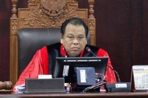 MK Tidak Ada Bukti Intervensi Presiden Dalam Perubahan Syarat Paslon