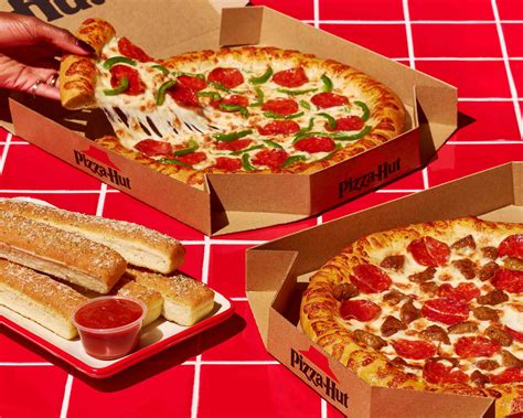 Pizza Hut Stuffed Crust Cheese Pizza