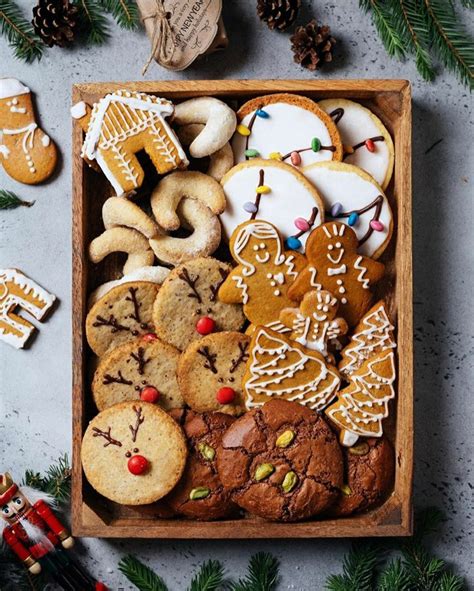 Pin By Marcia Bratkoski On Biscoitos Christmas Cookies Packaging