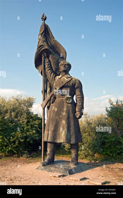 Liberation Monument Hi Res Stock Photography And Images Alamy