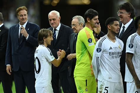 Ce i a spus Florentino Perez lui Luka Modric când nu știa că este